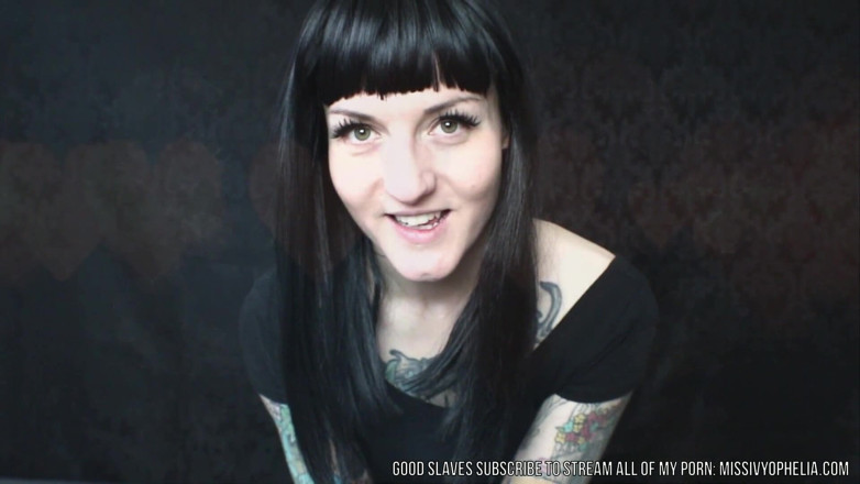 Miss Ivy Ophelia: Mesmerized love junkie countdown