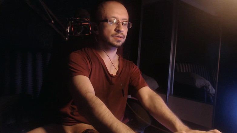 Alex Metallov: Eu masturbando meu pau duro para puta