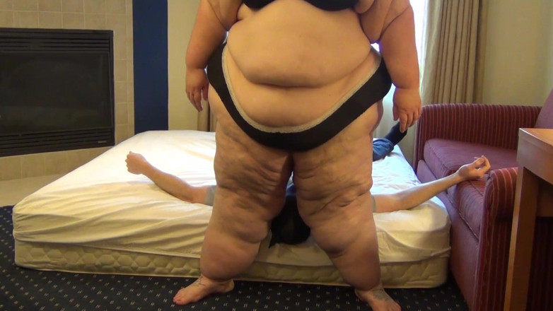 Full Weight Productions: Savannah's intro to butt drops 1