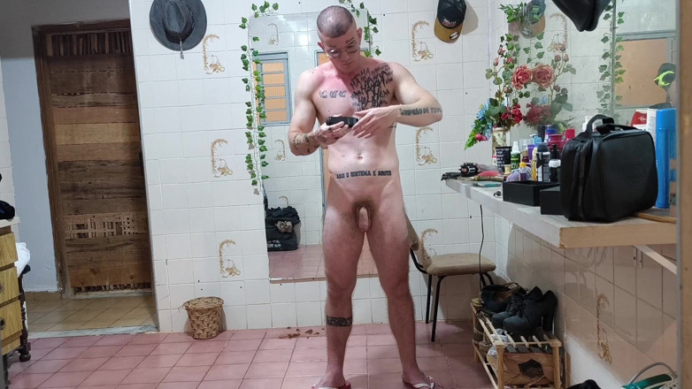 carmonaoficial: Shaving Armpits and Arms