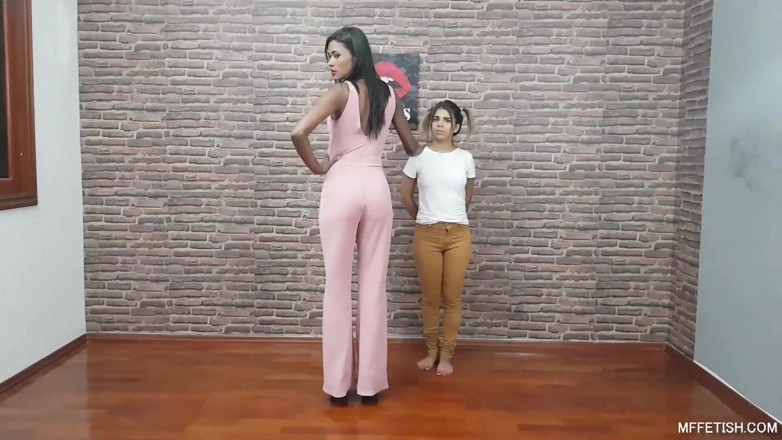 Sapphic Latinas: Impassioned Indian kisses