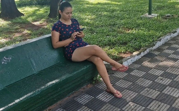 Sashasweet: Я трахаю молодого незнайомця