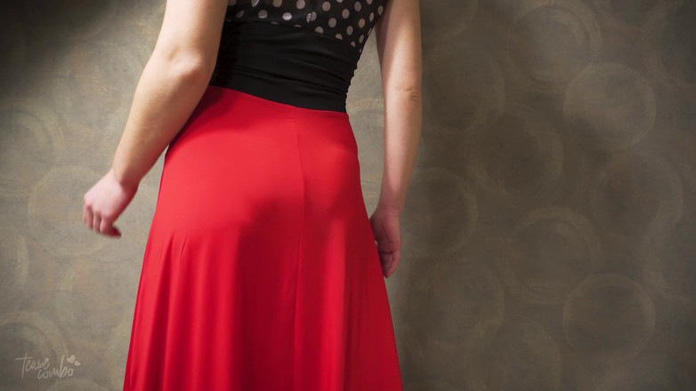 Teasecombo 4K: Máy bay bà già nóng bỏng trong chiếc váy bó...