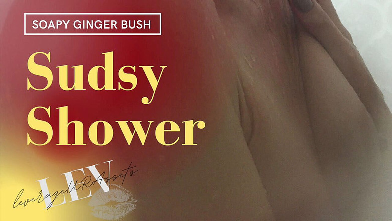 Leverageurassets: Sudsy ducha pelirroja de pelo largo 14