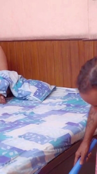 Indian MILF Malkin Having Sex with Servant! Desi Sex