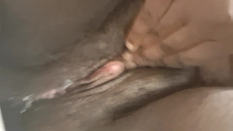 Wraith: Creamy Squirting College Femboy