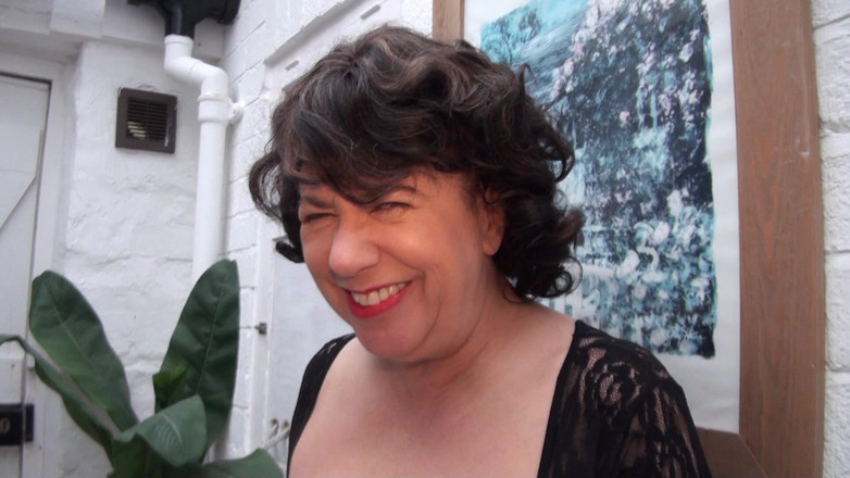 Dirty Doctors Clips: Meando en el desague