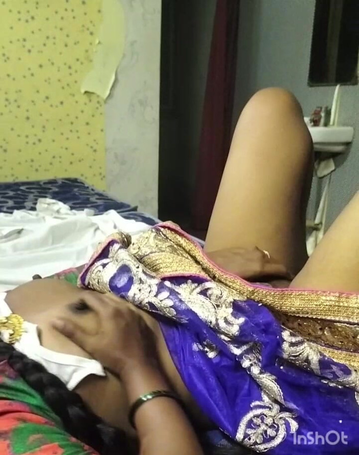 Funny couple porn studio: Village du Rajadhani, troisième partie