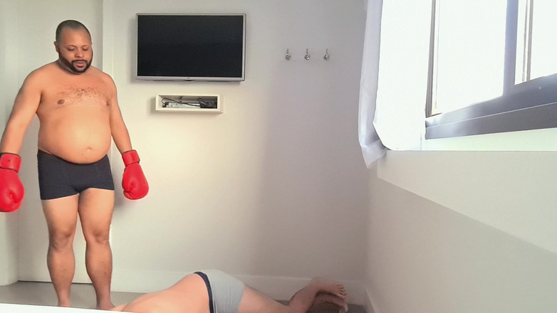 Punchbagplz: Bearzinho Black - 복싱 구펀치 지배