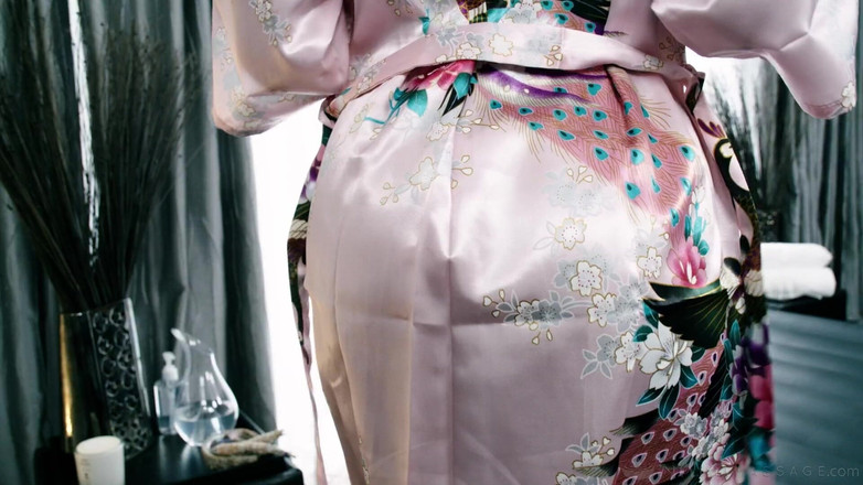 Nuru Massage: Nuru Massagem - Massagista sexy Vanna Bardot salva seu salão de...