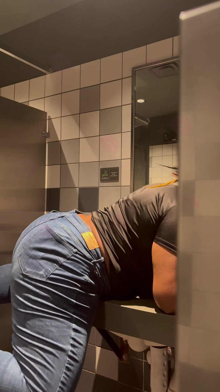 Anye Meshell: Jangan Datang Ke Sini!