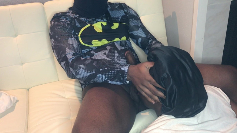 Wondahead21: Batman i tighta jeans skallknullar slampa Omsluten "het"