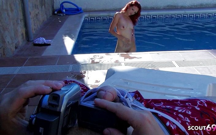 Full porn collection: Руду худу тінку Жюстін відтрахав в дупу вітчим під час зйомок
