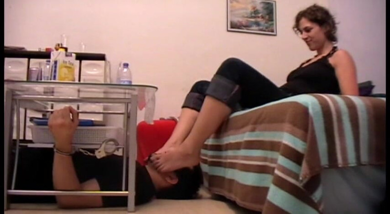 Foot Girls: Foot slave under the table