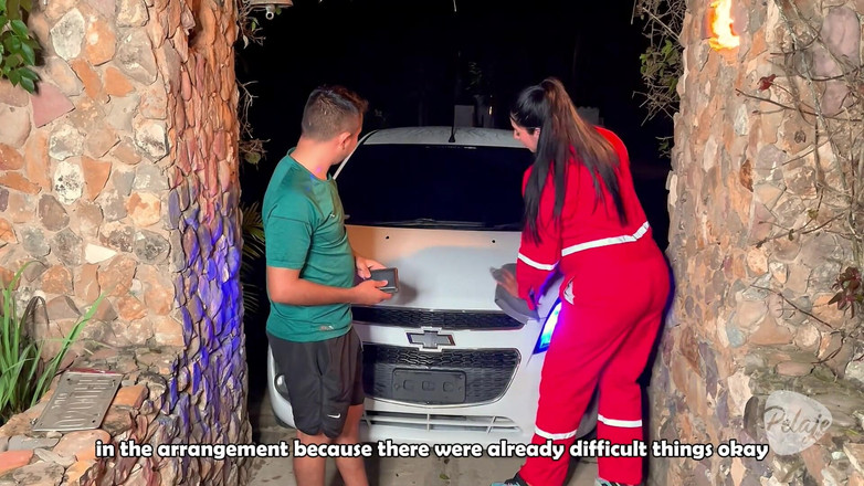 Pelaje mix: 9 maanden zwangere vrouw krijgt een baan als monteur en...