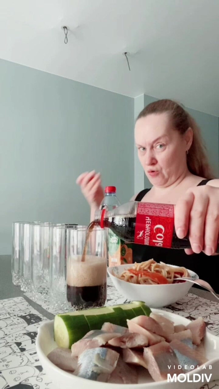 VikkiGeorgia: 贪得无情的女人