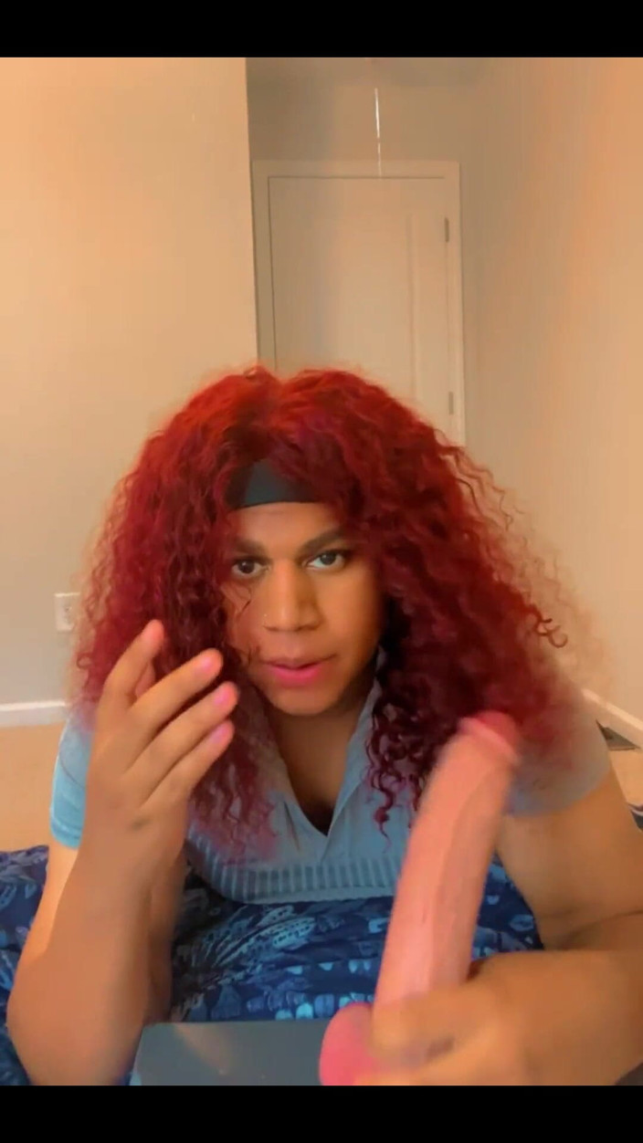 Hicktown_hoochi: Chupando gran juguete blanco