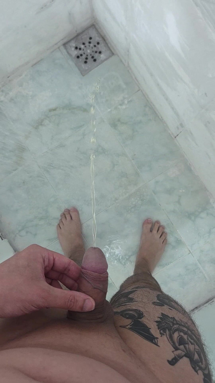 Lkdick8: Pee Fetish