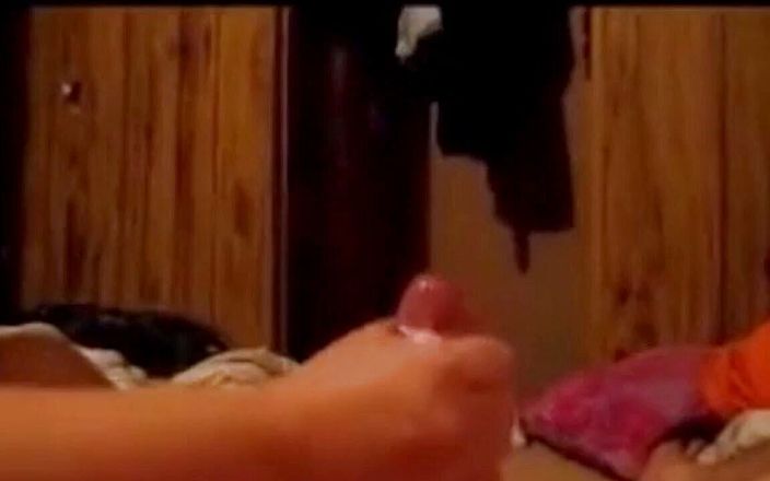 Fat house wife: Hot wife give spit wet handjob making it cum everywhere