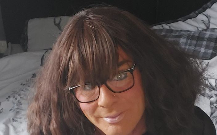 Juniperberi29: Джинсы и дрочка