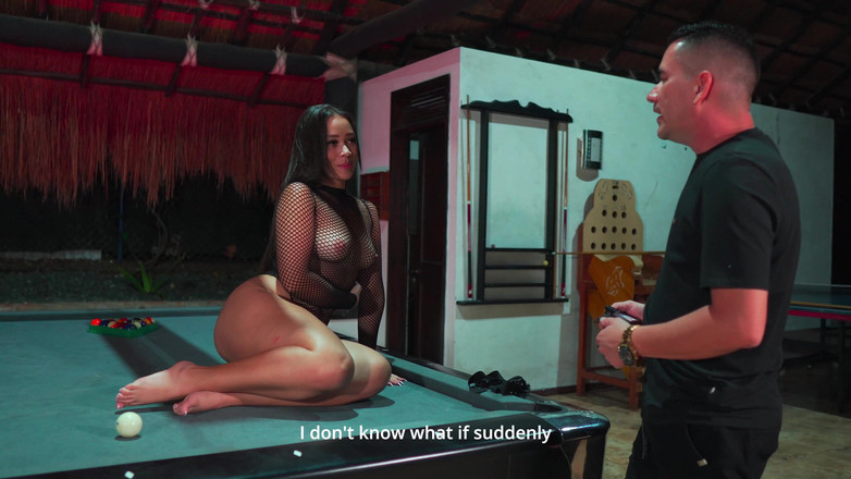 Daniela andrea: बड़ी गांड वाली कोलम्बियाई मॉडल की भाग्यशाली फोटोग्राफर के बड़े लंड द्वारा पूल टेबल पर चुदाई होती है- daniela Andrea