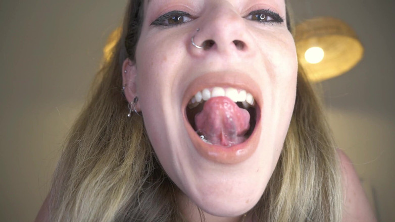 Sasha Curves: Секретарша сжимает генерального директора