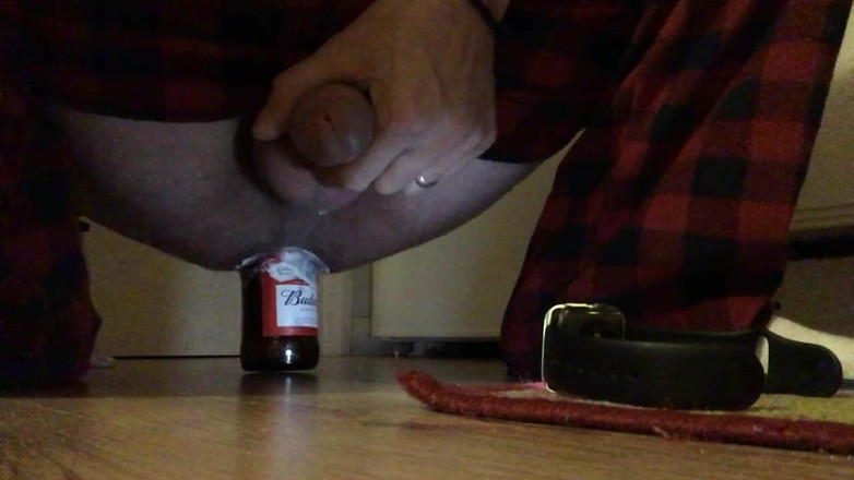 Rinno Steel: Anal bottle insertion