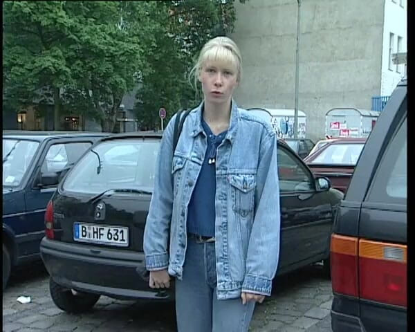 YOUR FIRST PORN: Meine muschi ist auch blond - Bettina softclip la mia figa è...