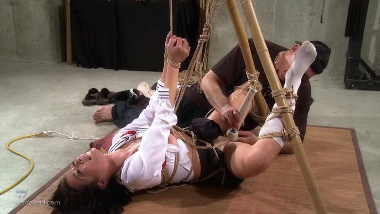 Wasteland: Nyssa Nevers BDSM - because I tease the boys