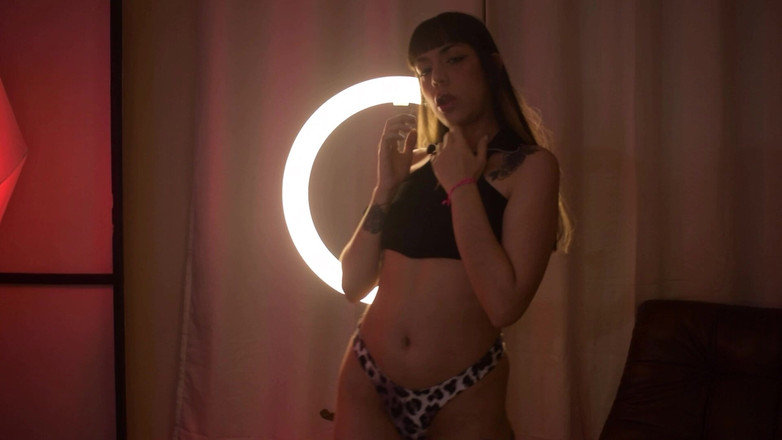 CoralTrip: स्ट्रिपटीज़