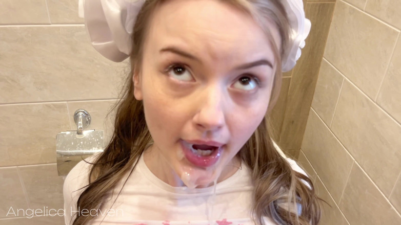 AngelicaHeaven: The Stepfather Found the Girl in the Toilet, Pissed in...