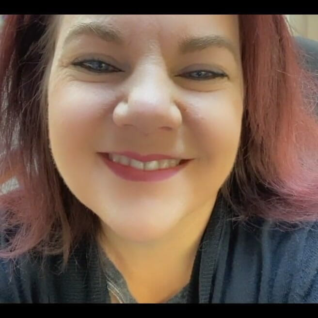 Ms Amanda: Nụ hôn