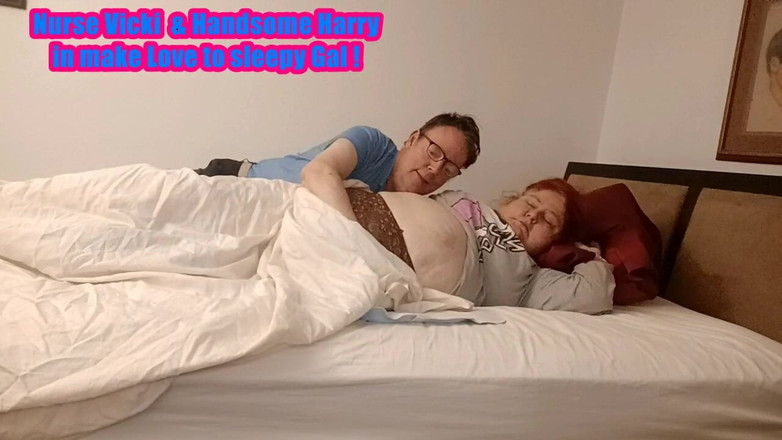 BBW nurse Vicki adventures with friends: Krankenschwester Vicki Und Hübsche Harry Machen Liebe Mit Schlaffem Mädchen