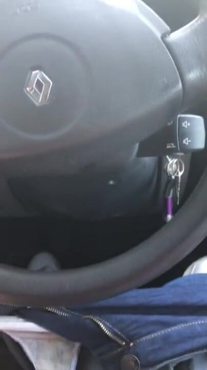 Loola et jim: Masturbation in my car