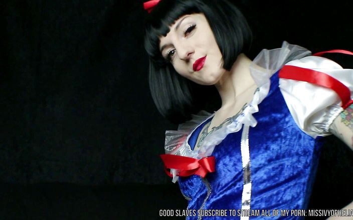 Miss Ivy Ophelia: Snow White Poison Apple Mindfuck Control