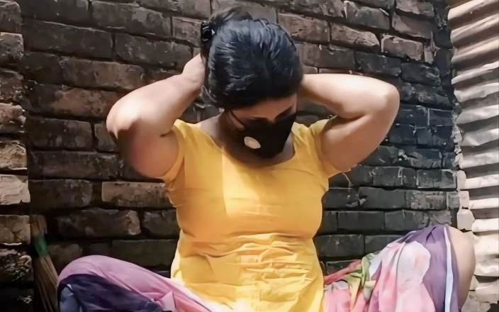 Outdooroverflow: मैंने अपने दोस्त को नग्न पाया और मैंने उससे संकोच नहीं किया और उसे आने दिया