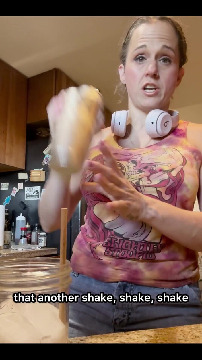 Suzy Wylde: Iced Кофе Хаки с твоей Gal Suzy Wylde