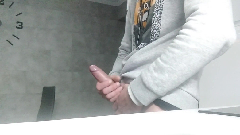 Elvissc: Huge Cock Unloads Cumshot After 1 Week, Plays with Thick Cum