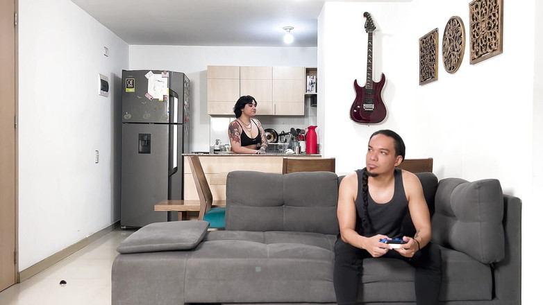 Ary Abdul: Aku pengen dientot sama rommate-ku, dia pengen dientot sama kontol...