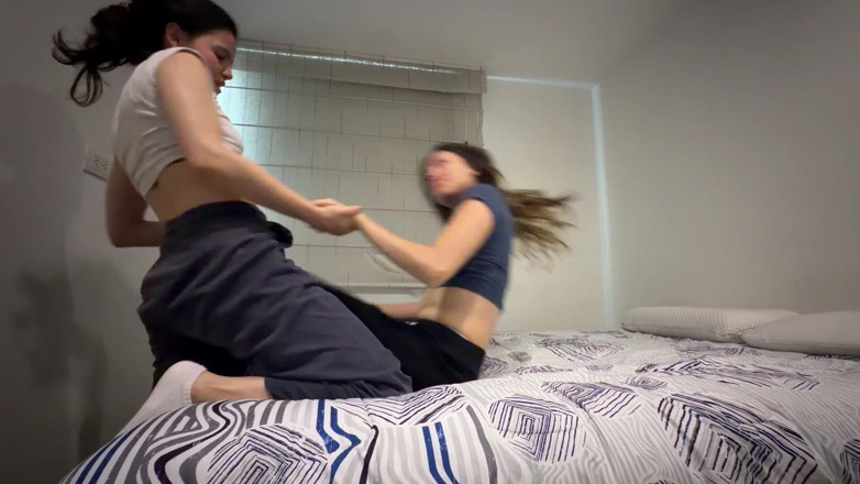 scarlettandc: Lesbian Domination Fetish
