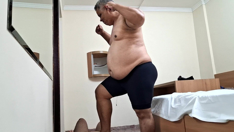 Punchbagplz: Kapitán Dominator Vs Jobber (falešný boj - Gutkick Resist)