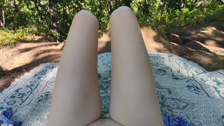 MissPopa: I Came to the Forest to Lie Down Naked