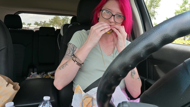 Miss Ellie Roleplay: Randka na lunch z Ellie