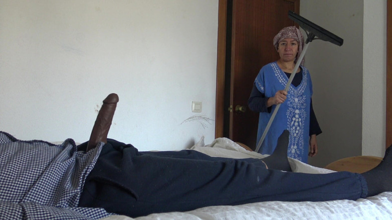 Souzan Halabi: Questa donna musulmana è scioccata!! Lastrai il mio grosso cazzo nero...