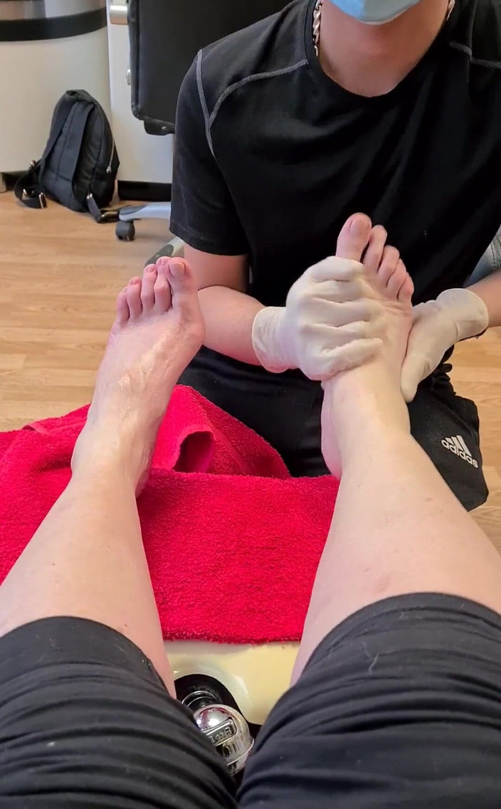 Uk Joolz: 私の足と足のためのホットストーンと保湿剤