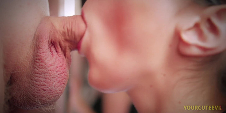 YourCuteEvil: Palpitante pulsante semen en la boca que hasta ahora ha...