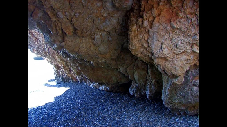 Adultwhisper: No fue una gran idea ir a la playa solo...