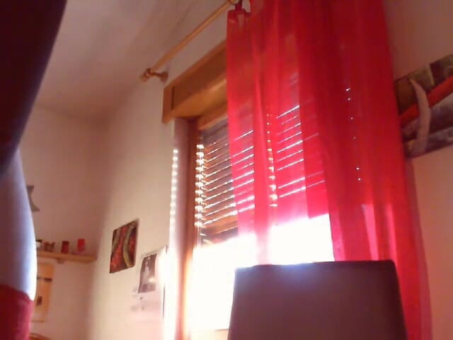 Nicoletta Embassi: Çok güzel terli göt götüne göt tıkacı sokuyor