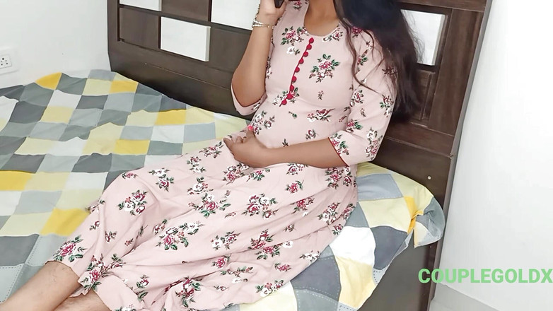 Sexy Komal: Komal让她的老公给我送花花公子