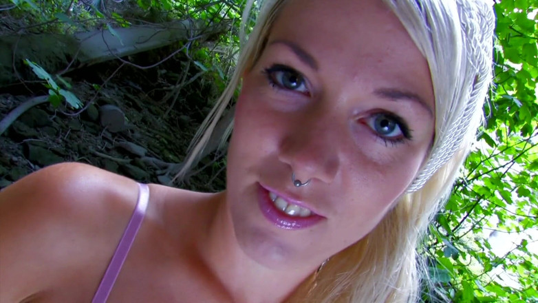 German amateur - 100% German hardcore videos: Blonde slut in a blue costume fucked in her pussy